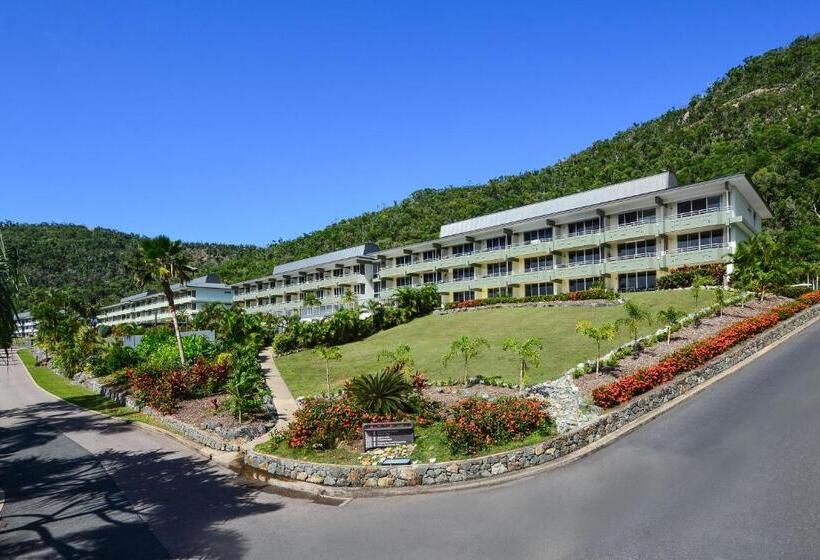 Lagoon Beachfront Lodge 201 On Hamilton Island By Hamorent