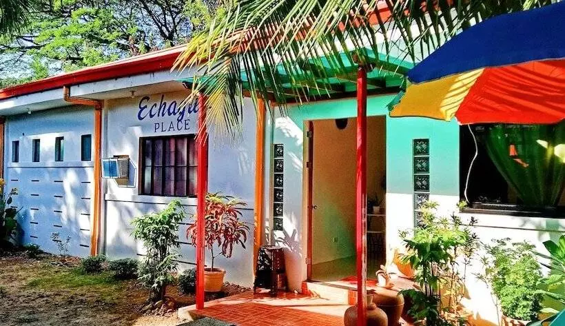 ペンション Echague Place