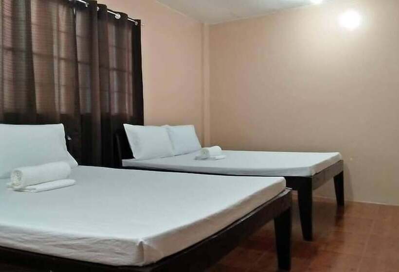 ペンション Echague Place