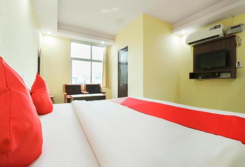 호텔 Collection O 63467 The Grand Radiance