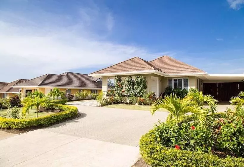 Sea Breeze Villa At Coolshade