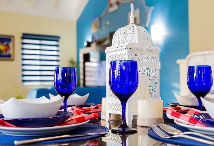 Sea Breeze Villa At Coolshade