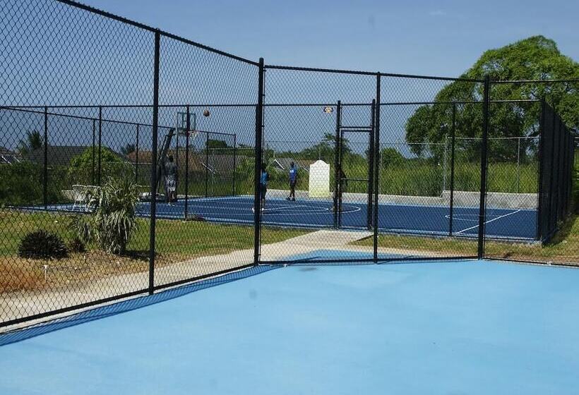 Sea Breeze Villa At Coolshade