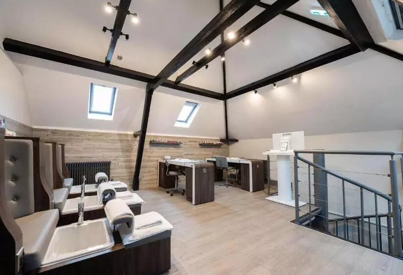 Отель Ardencote