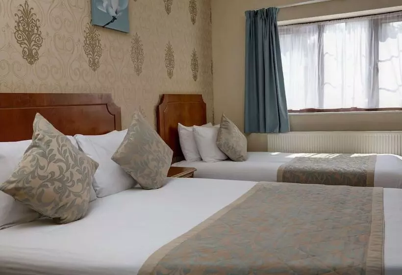 ホテル Bridge House