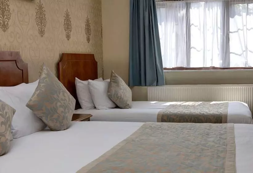 ホテル Bridge House