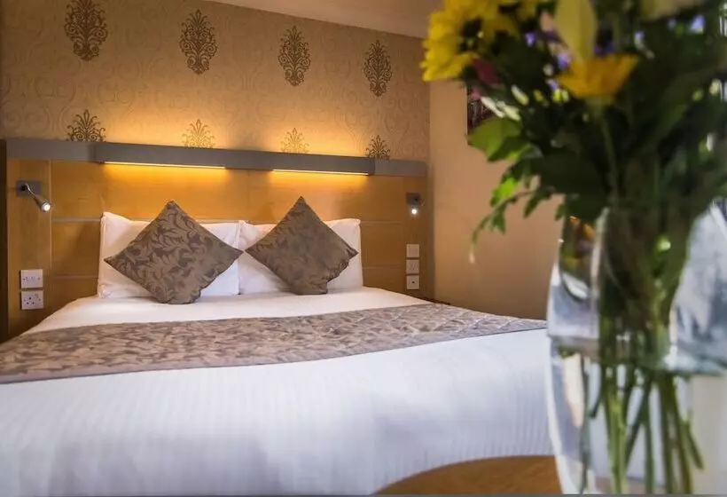 ホテル Bridge House