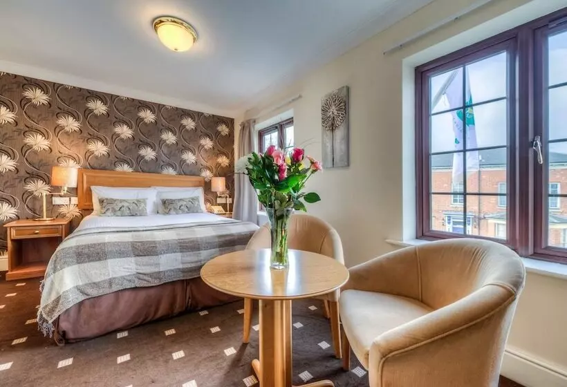 ホテル Bridge House