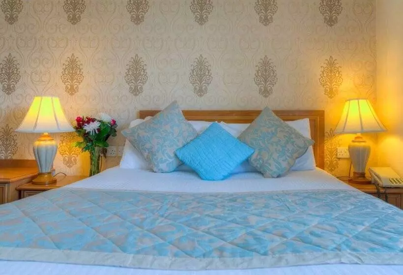 ホテル Bridge House