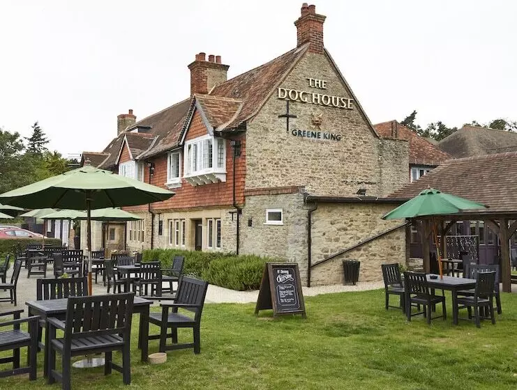 酒店 Dog House By Chef & Brewer Collection