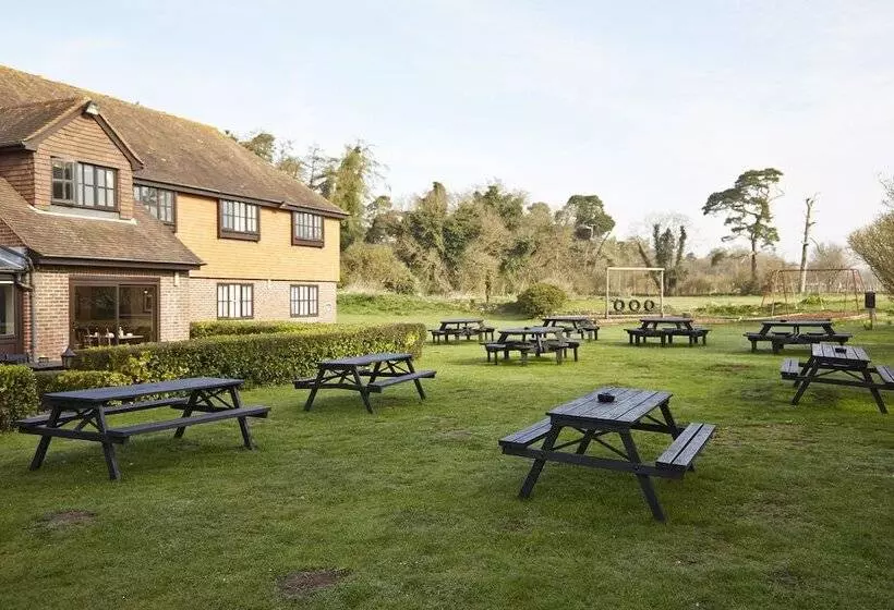 酒店 Dog House By Chef & Brewer Collection