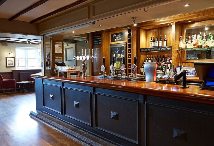 فندق Dog House By Chef & Brewer Collection