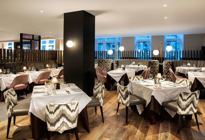 هتل Hilton Edinburgh Carlton