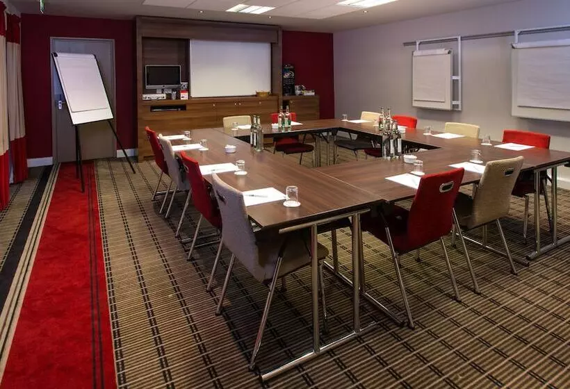Hotelli Holiday Inn Express Derby Pride Park, An Ihg