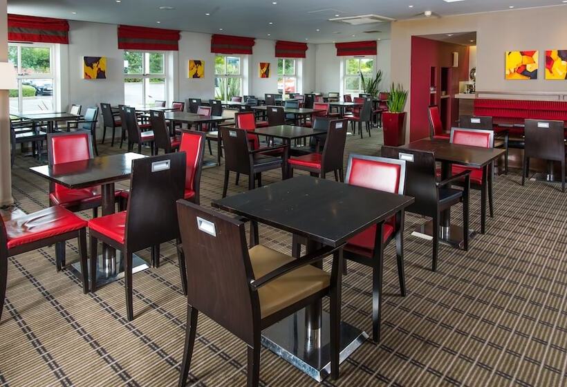 Отель Holiday Inn Express Derby Pride Park, An Ihg