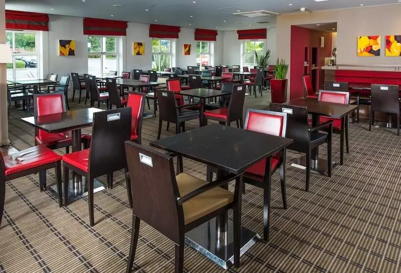 Hotelli Holiday Inn Express Derby Pride Park, An Ihg