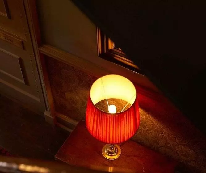 酒店 The Pembroke Arms