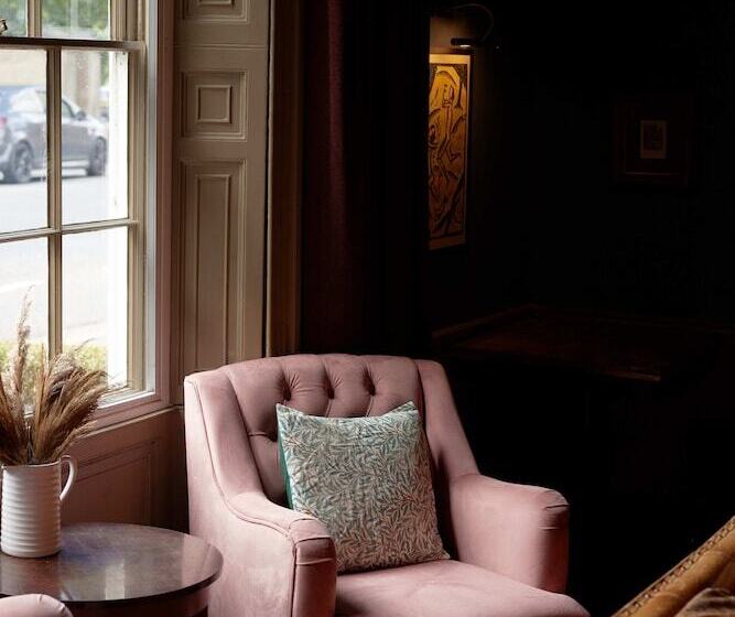 酒店 The Pembroke Arms