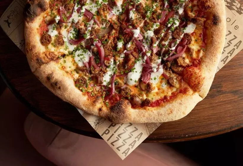 酒店 The Pembroke Arms