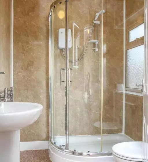 Отель The Seacliffe   Whitby