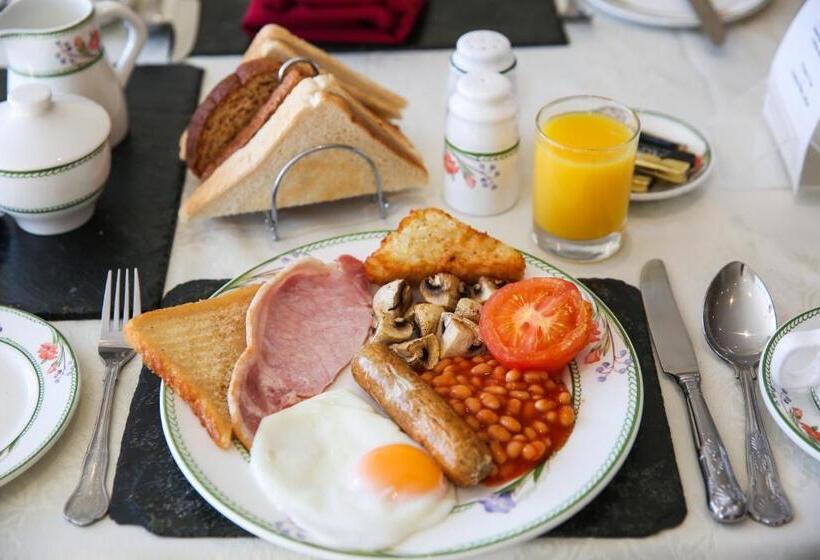 בית מלון כפרי The Seacliffe Whitby