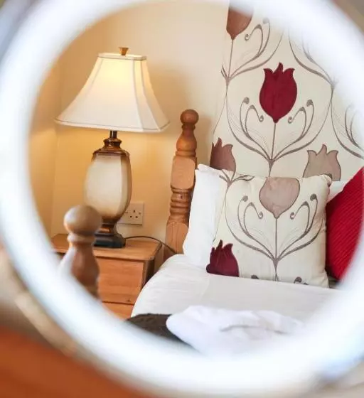 Отель The Seacliffe   Whitby