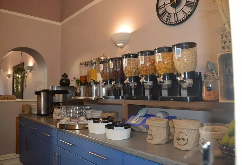 ホテル The Sheldon B&b Free Private Parking