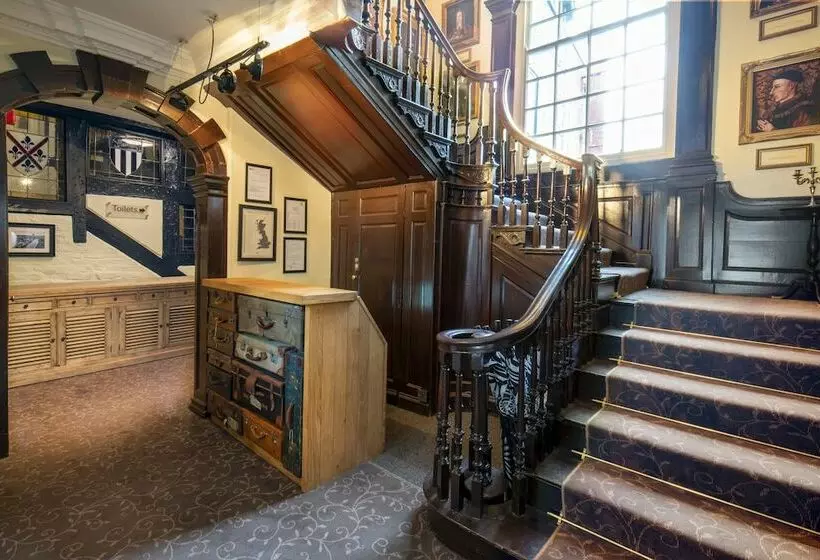 The Tudor House Hotel, Tewkesbury, Gloucestershire