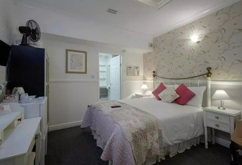 هتل The Wescoe Guesthouse