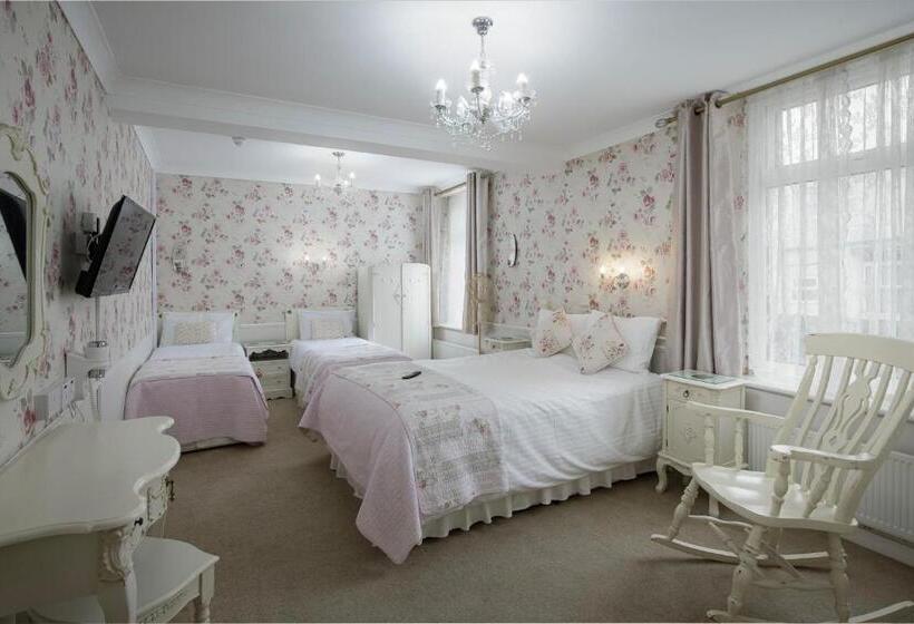 בית מלון כפרי The Wescoe Guesthouse