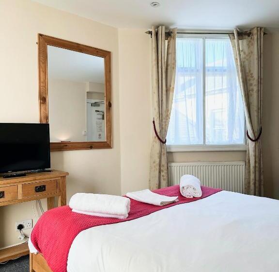 בית מלון כפרי The Western