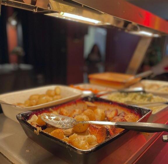 בית מלון כפרי The Western