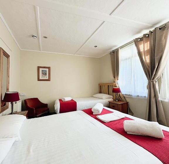 בית מלון כפרי The Western