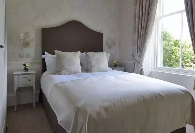 هتل Wellwood House