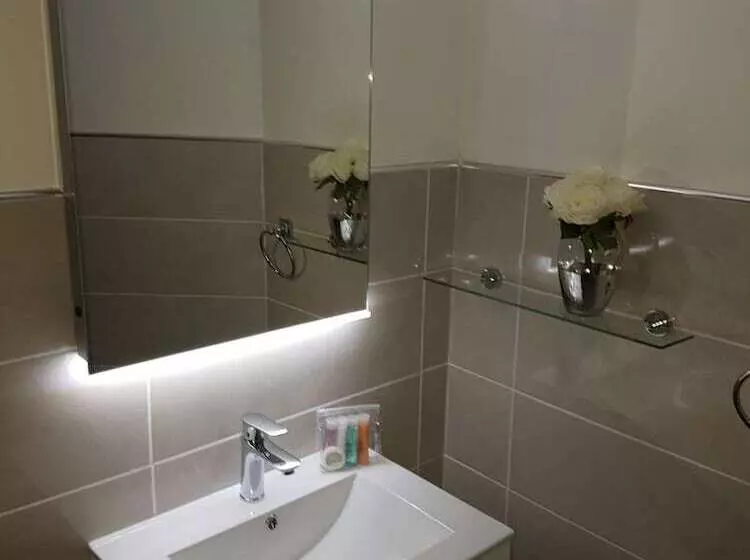 فندق على الطريق Cohannon Inn