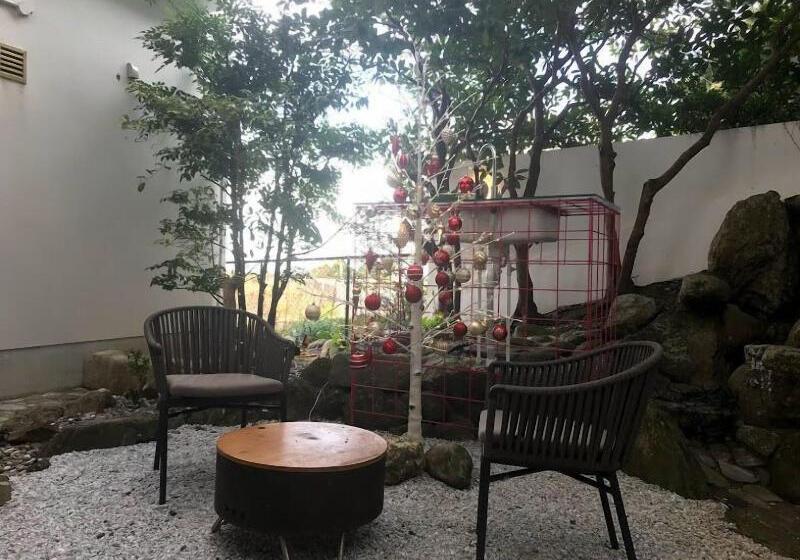 Guest Living Mu Nanki Shirahama   Hostel