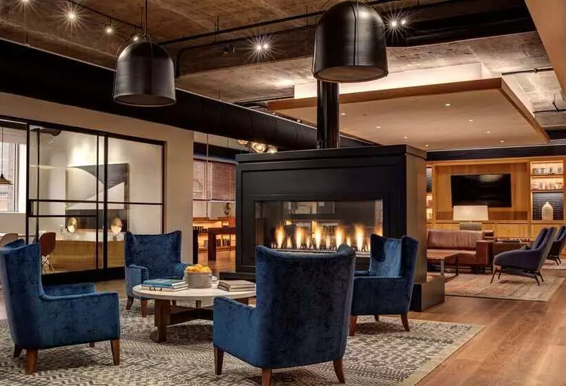 ホテル Canopy By Hilton Baltimore Harbor Point