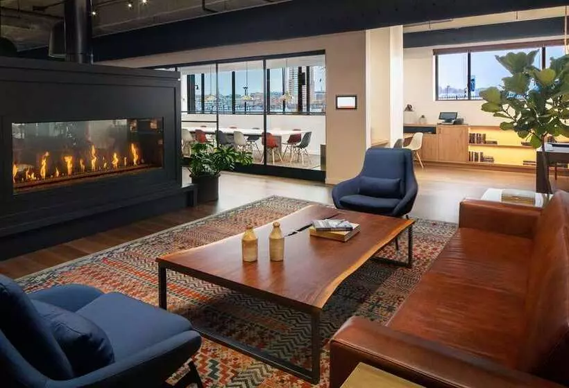 ホテル Canopy By Hilton Baltimore Harbor Point