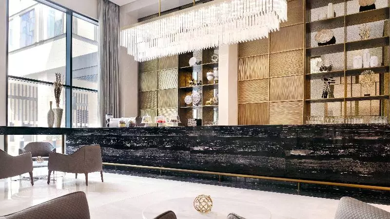 هتل Holiday Inn Dubai Al Maktoum Airport, An Ihg