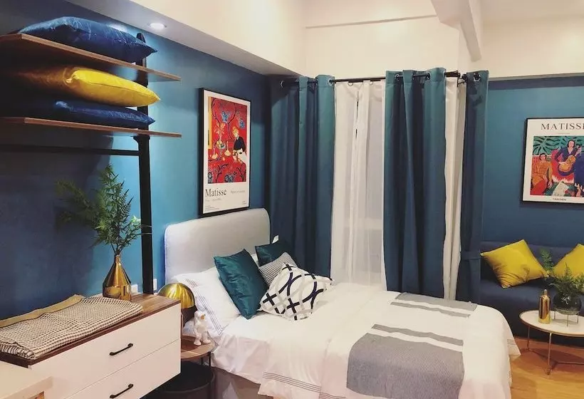 Hotelli I Suites