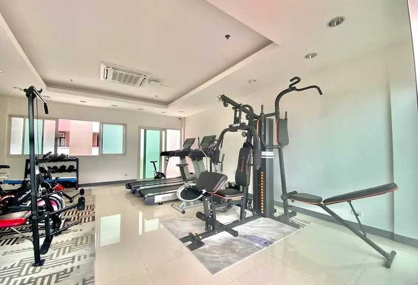 Hotelli I Suites