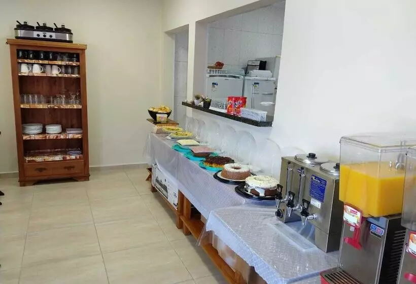 ホテル Pousada Morada Da Boraceia