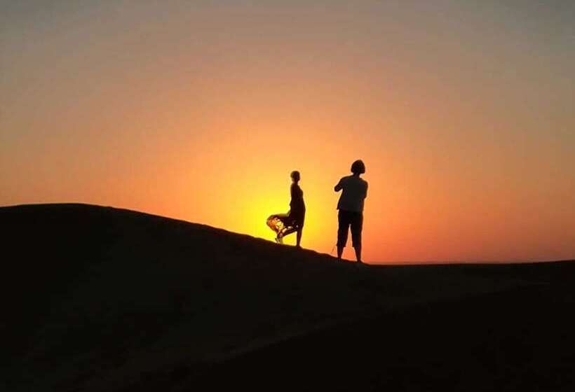 Hôtel The Dunes Camping & Safari Rak