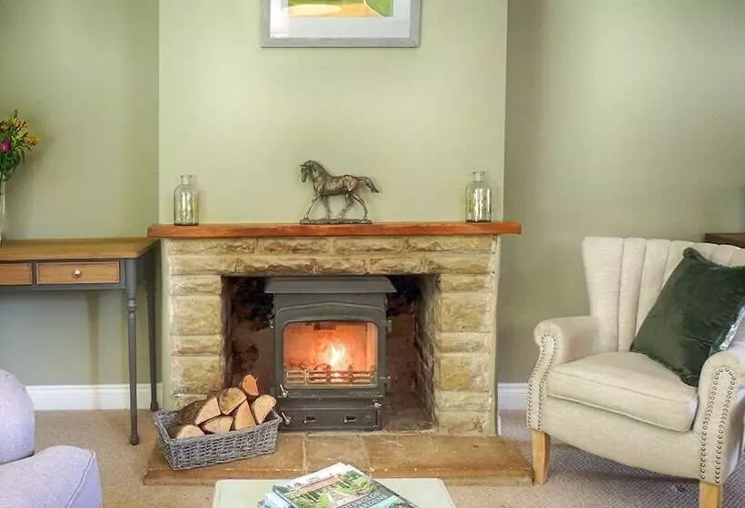 Ivy Cottage