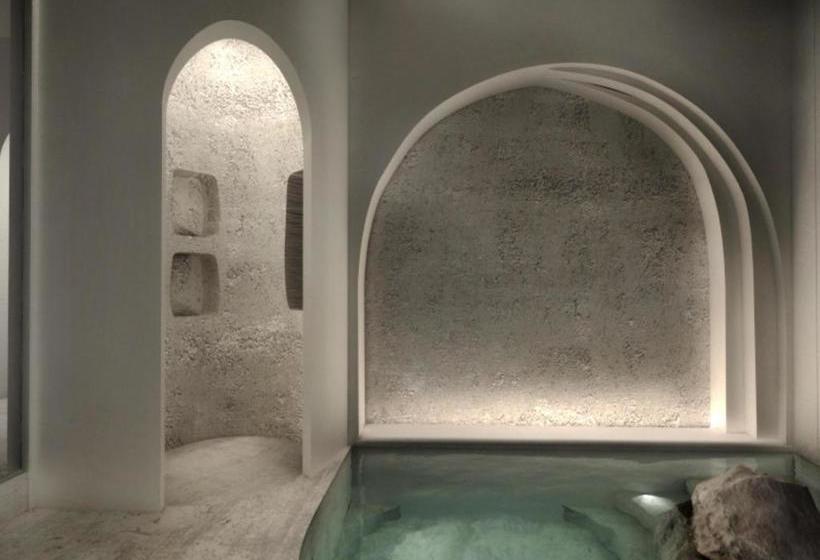 Pensione White Cave Suites