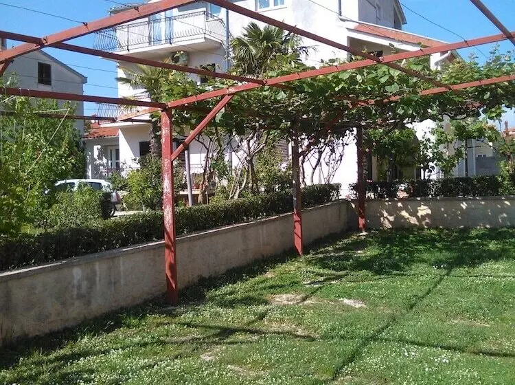 Apartments Zova