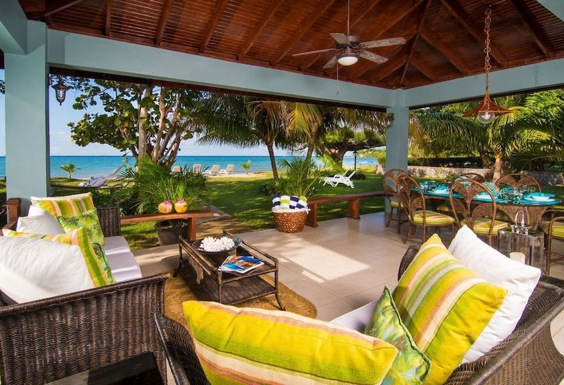 Beachnut, Rio Bueno, Jamaica Villas 3br
