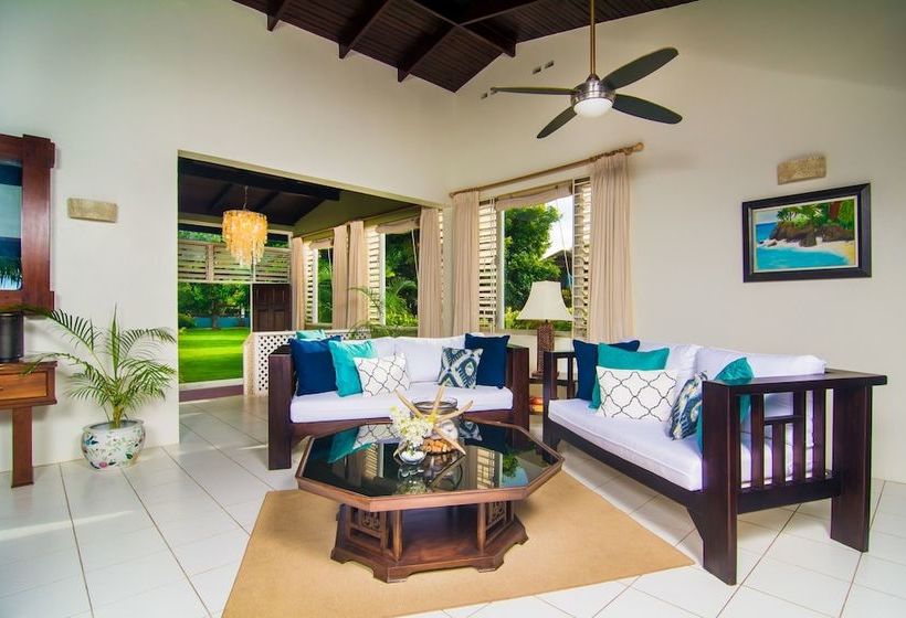 Beachnut, Rio Bueno, Jamaica Villas 3br