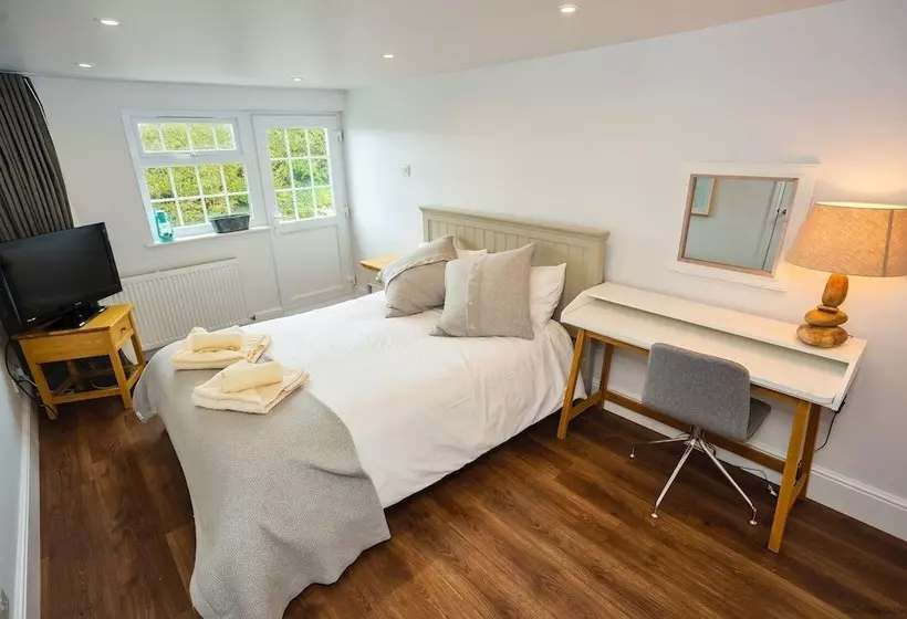 Croyde Stonesthrow 4 Bedrooms