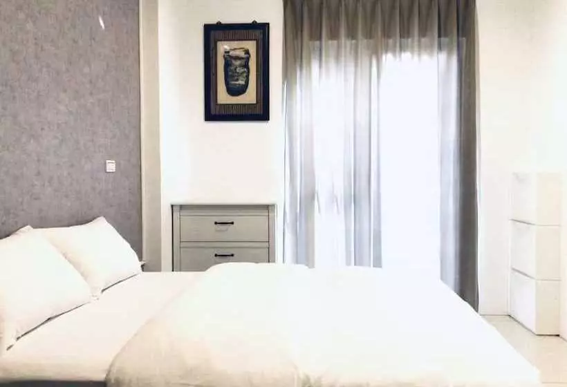 هتل 108 House Inn